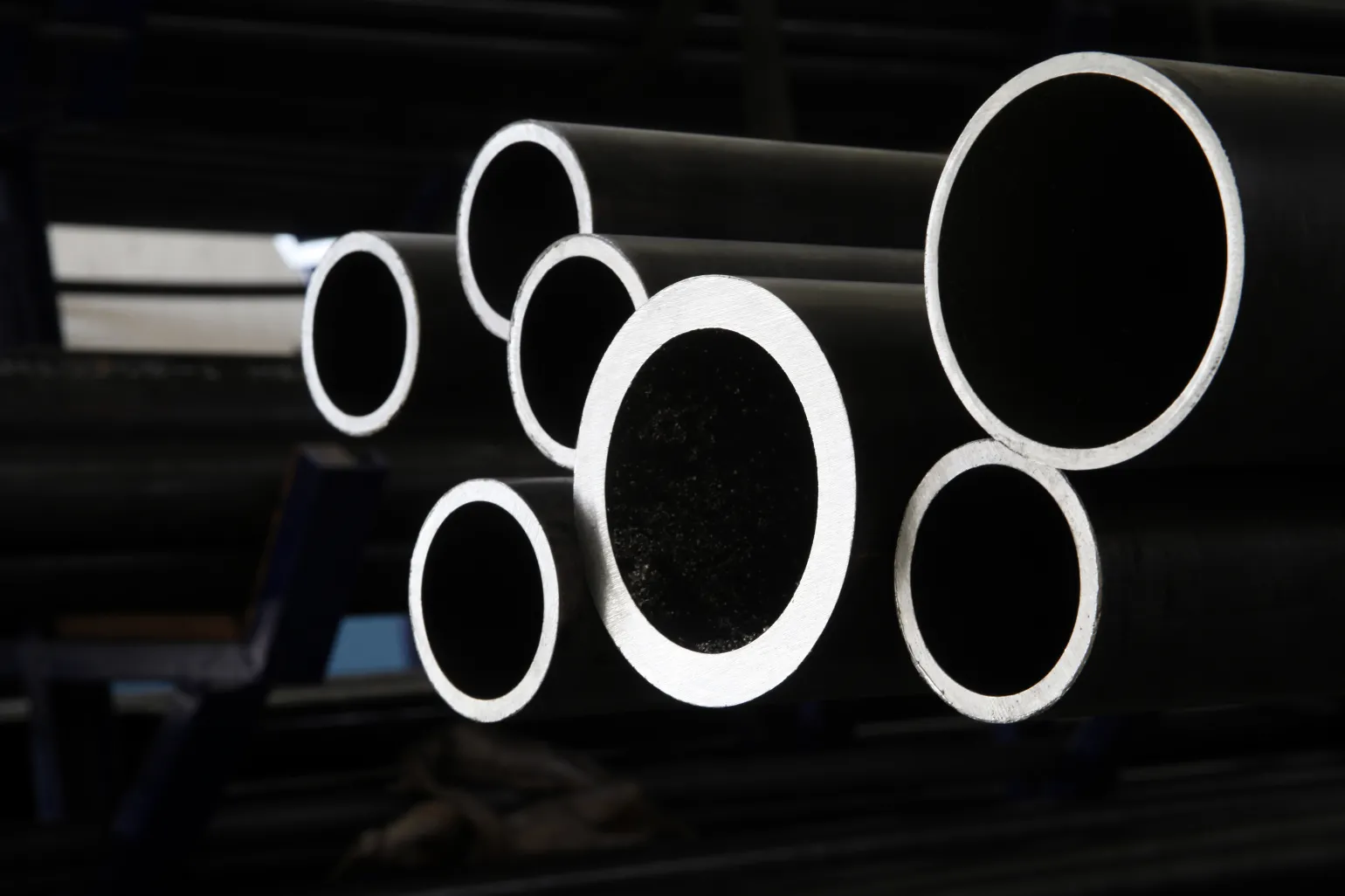 Tubular steel is naturally extremely strong, particularly against longitudinal stress. Steel tubing can withstand a huge amount of lengthways compression and will bend and flex before it cracks or breaks. The strength-to-weight ratio of hollow tubing is also far superior to a solid rod due to the tube’s inertia. This greater inertia provides extra resistance and strength against impact, vibration, and weight or pressure.
